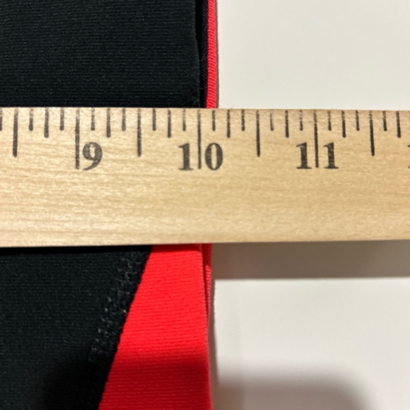 Nike Dri Fit Capri Pants Women’s Medium Gray Athleisure Activewear Exercise Run - Picture 13 of 14